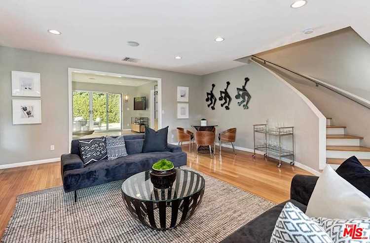 11343 Homedale Street Los Angeles, CA 90049