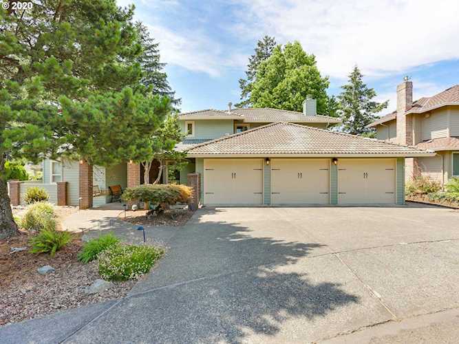 10721 SE Marilyn Ct Happy Valley, OR 97086
