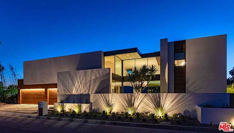 971 Linda Flora Drive Los Angeles, CA 90049