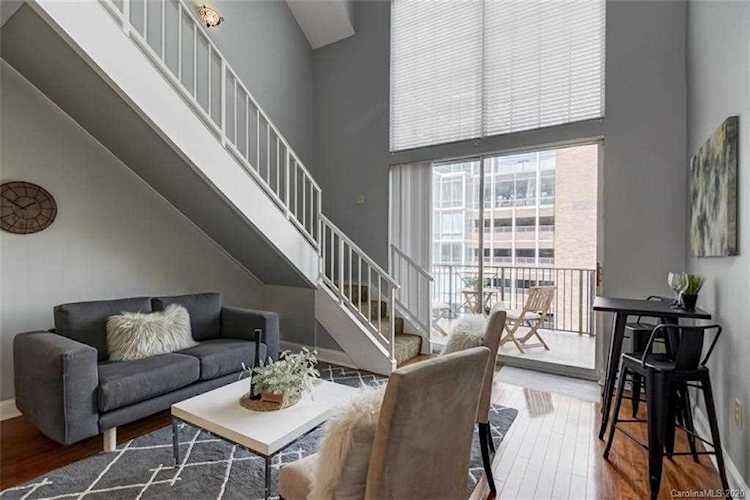 300 W Fifth St Charlotte, NC 28202