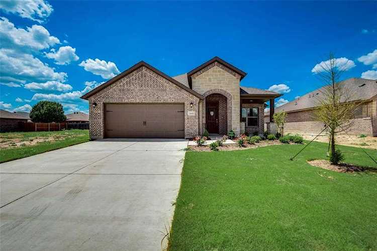 3009 Cliffview Drive Sanger, TX 76266
