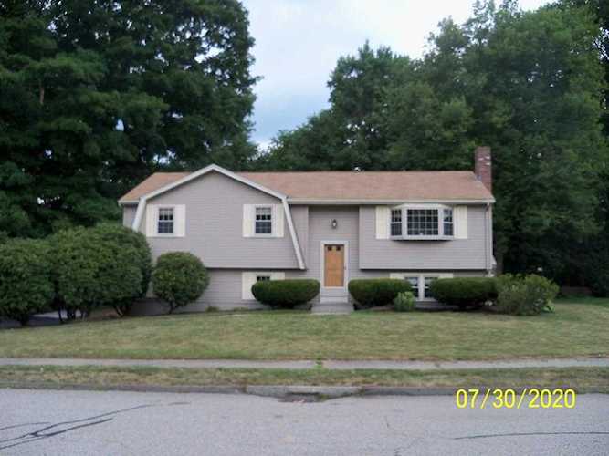 1 Lexington Rd Shrewsbury, MA 01545