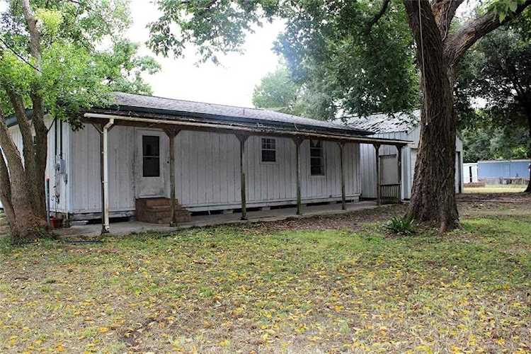 2401 Shady Creek Ln Oyster Creek, TX 77541