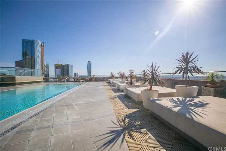 1100 Wilshire Boulevard #1806 Los Angeles, CA 90017