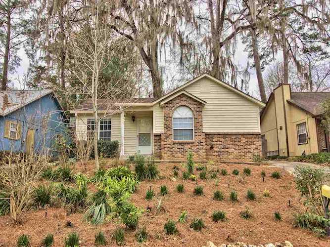 1555 Sprucewood Trl Tallahassee, FL 32311 in Timber Lake Replat Photo 1