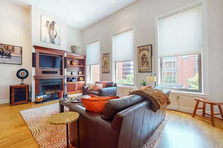201 Newbury #204 Boston, MA 02116