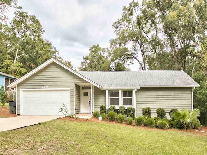 2538 Arthurs Court Ln Tallahassee, FL 32301 in Camelot Park Photo 1
