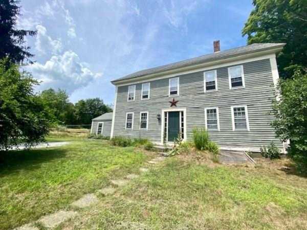 499 Farrington Rd Barre, MA 01005