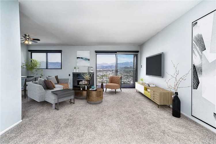 2929 Waverly Drive #318 Los Angeles, CA 90039