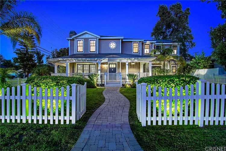 4658 Longridge Avenue Sherman Oaks, CA 91423