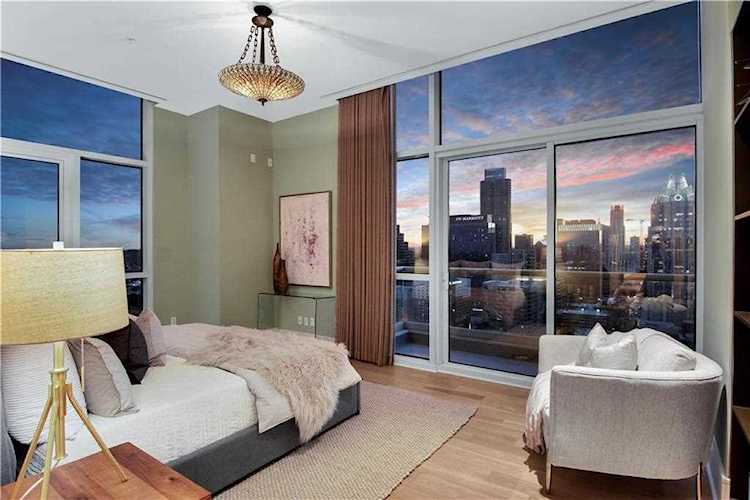 555 E 5th St #2729 Austin, TX 78701