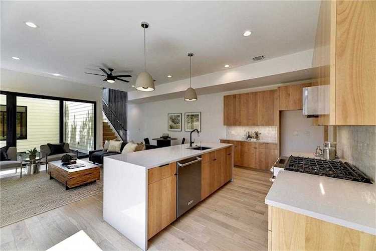 2003 Karen Ave #B Austin, TX 78757