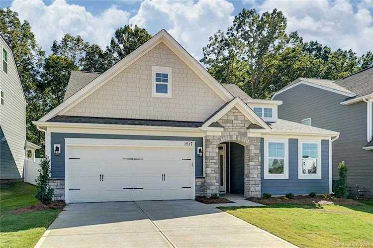 1517 Reidhaven St Matthews, NC 28105