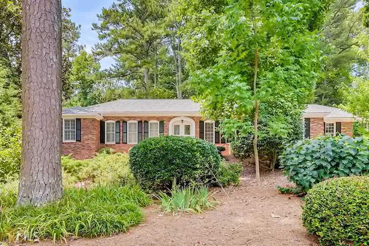 2584 Leslie Dr Atlanta, GA 30345