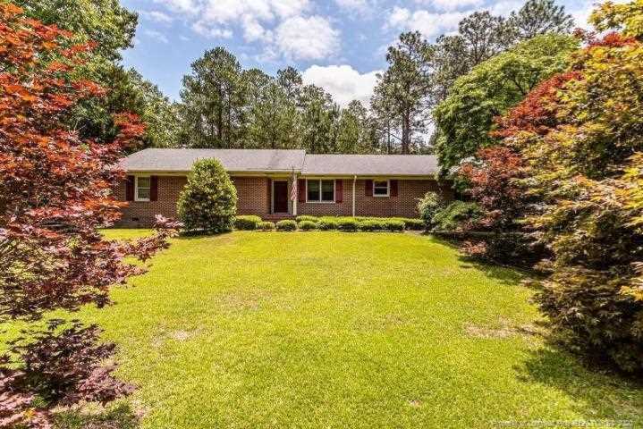 316 Stornoway Dr Southern Pines, NC 28387