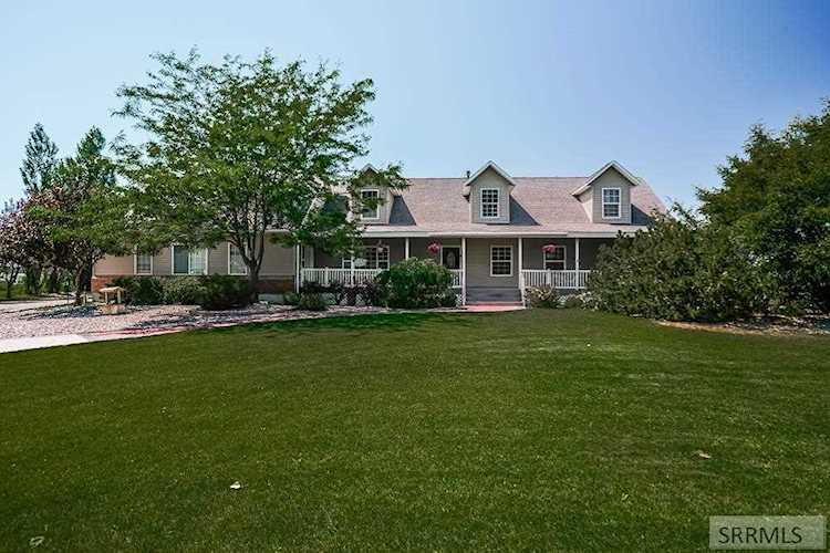 1729 N 3000 W Rexburg, ID 83440