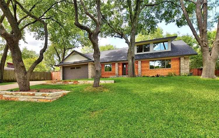 8708 Oakmountain Cir Austin, TX 78759