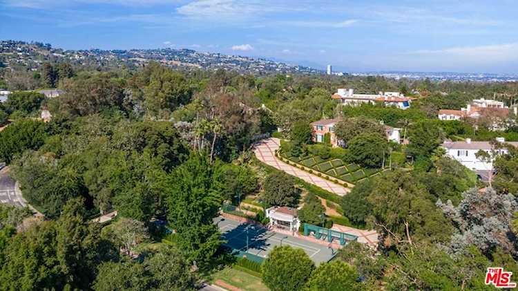 10372 W Sunset Los Angeles, CA 90077