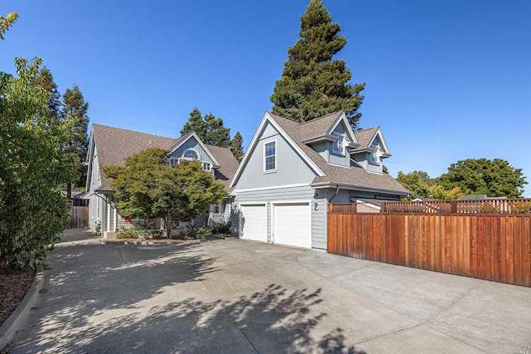 2 Cecelia Lane Novato, CA 94947