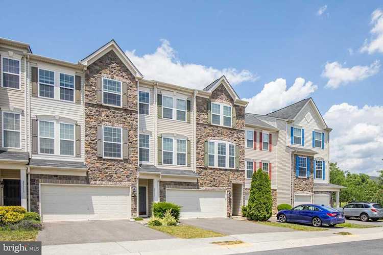 25109 Hummocky Terrace Aldie, VA 20105