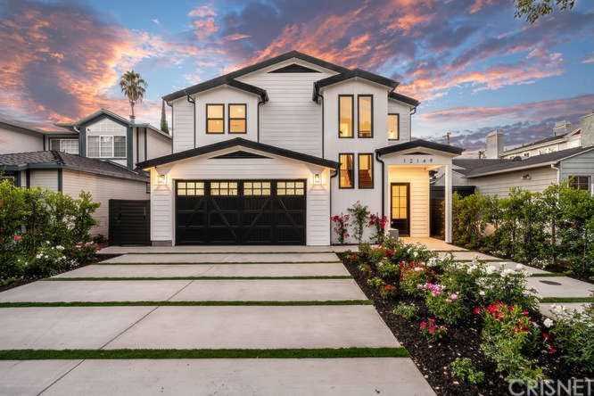 12149 Hillslope Street Studio City, CA 91604