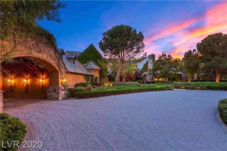 1641 Enclave Ct Las Vegas, NV 89134