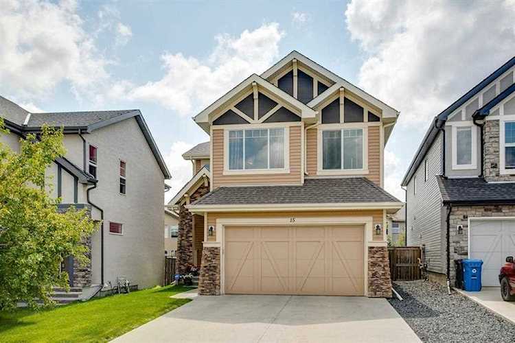 15 Aspen Hills Manor SW Calgary, AB T3H 0G6