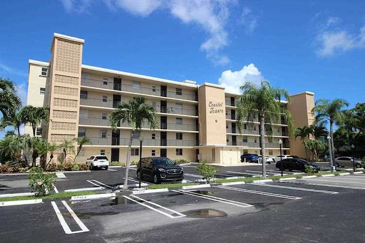 740 E Ocean Avenue #303 Boynton Beach, FL 33435