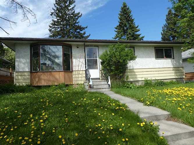 2011 39 St SE Calgary, AB T2B 1A4
