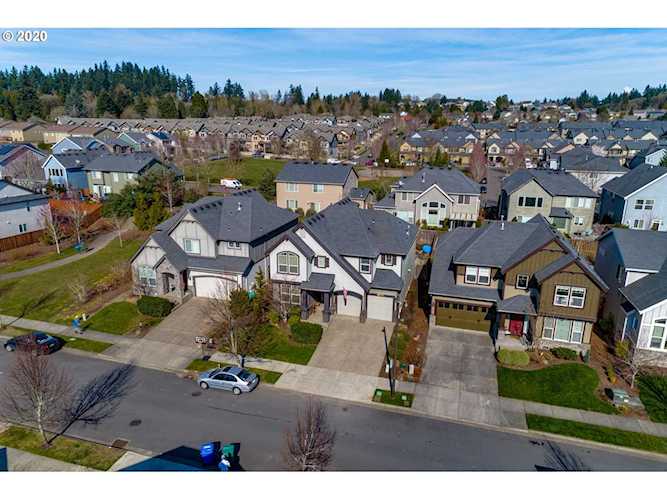 16270 SE Jasper Dr Damascus, OR 97089