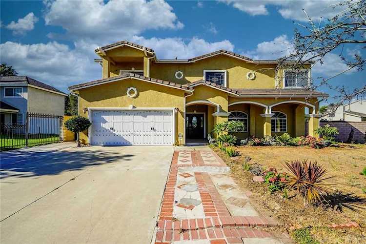 447 Deborah Drive Pomona, CA 91767
