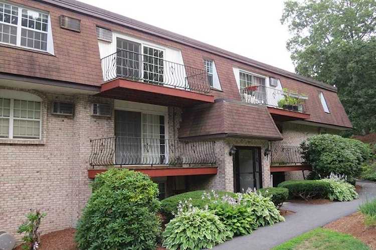4 Williamsburg Ct #24 Shrewsbury, MA 01545