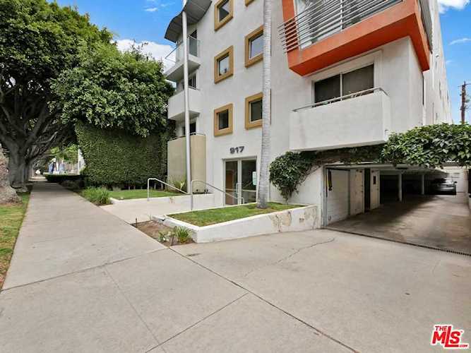 917 2nd Street #202 Santa Monica, CA 90403