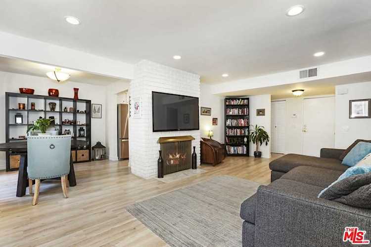 3481 Stancrest Drive #103 Glendale, CA 91208