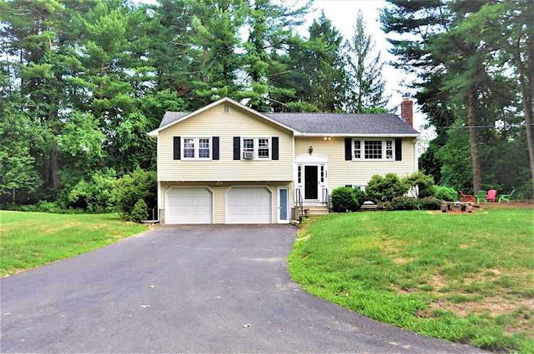 143 Davis St Northborough, MA 01532