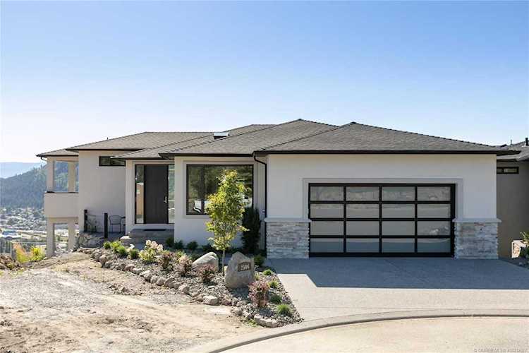 2506 Hedgestone Drive West Kelowna, BC V4T2Y3