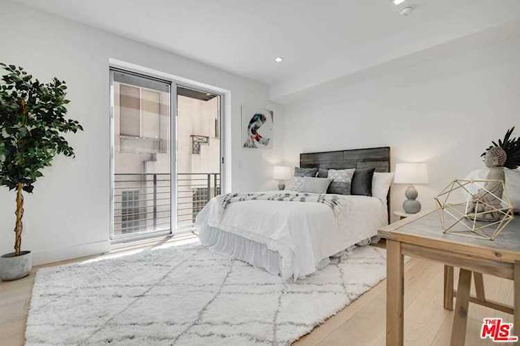 1155 N Fuller Avenue #101 West Hollywood, CA 90046