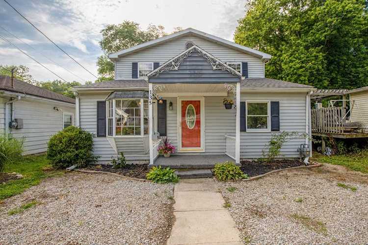 135 Arney Avenue Lancaster, OH 43130