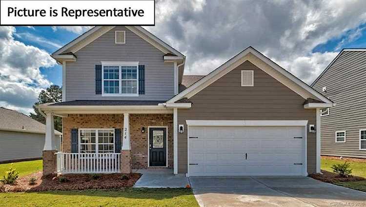 2137 Highland Knoll Dr Charlotte, NC 28269
