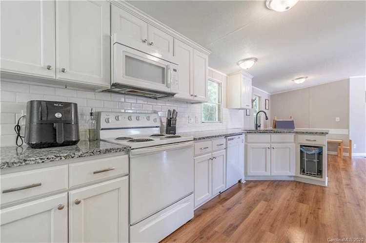 146 Buckwheat Dr Statesville, NC 28625
