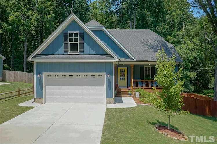 403 E Cornwallis Street Pittsboro, NC 27312