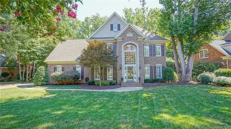 904 Hoke Trl Cramerton, NC 28032