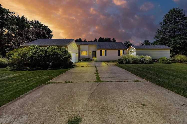 2670 E Powell Road Lewis Center, OH 43035