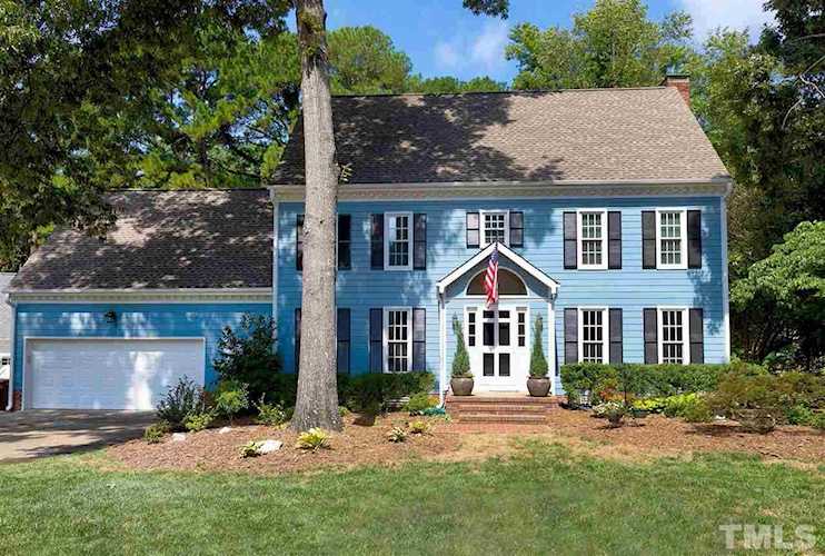110 Meadowglades Lane Cary, NC 27518