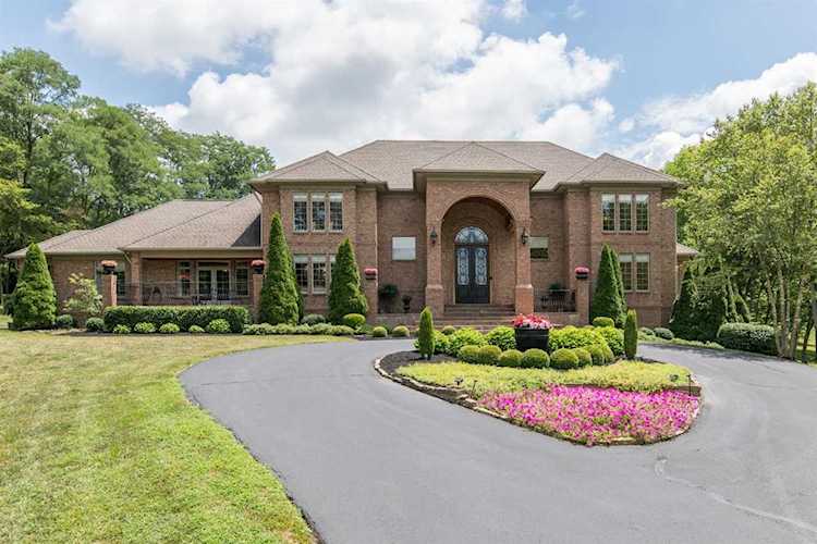 506 Chandamere Way Nicholasville, KY 40356