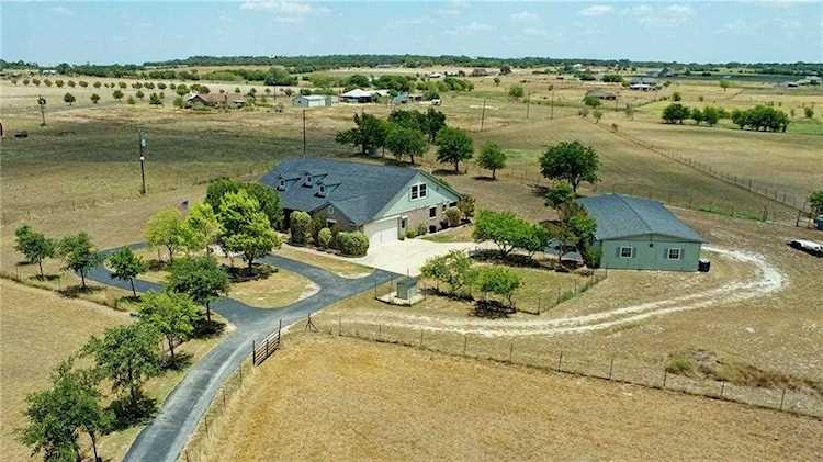 200 Western Hill Dr Georgetown, TX 78626