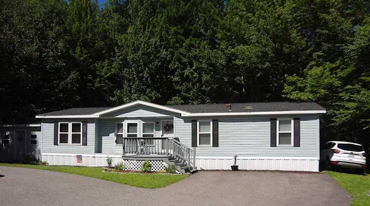 52 Bucks Ct Laconia, NH 03246