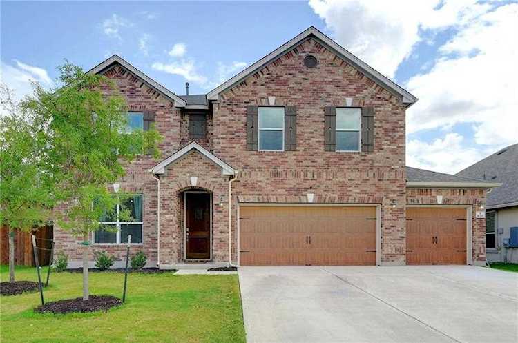 1020 Brenham Ln Leander, TX 78641