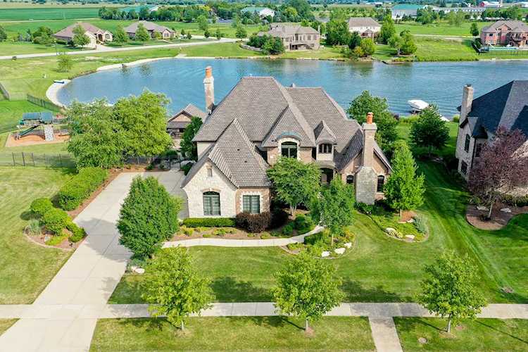 11317 Mckenna Dr Frankfort, IL 60423