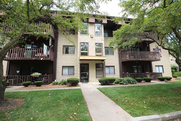 1105 E Division St #1B Lockport, IL 60441